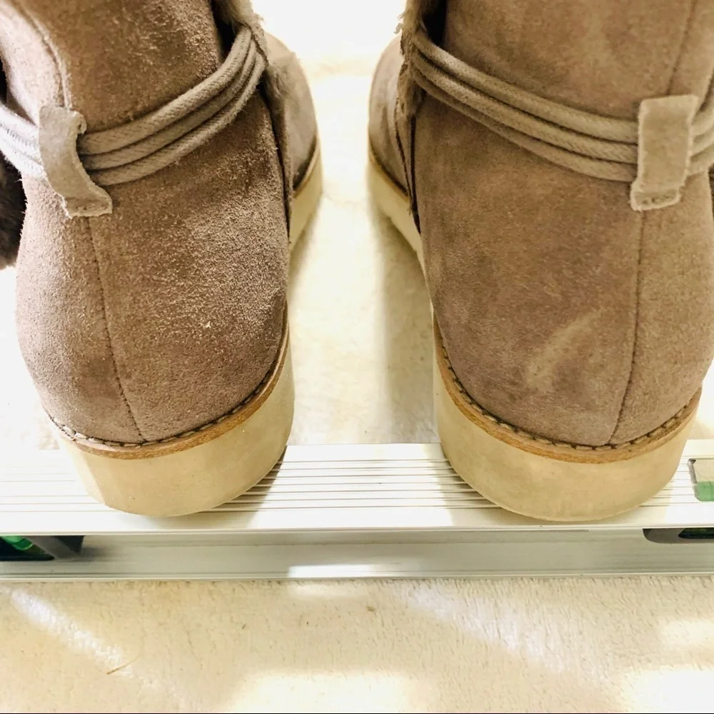 JACK ROGERS Vera gray suede Pom Pom boots size 9